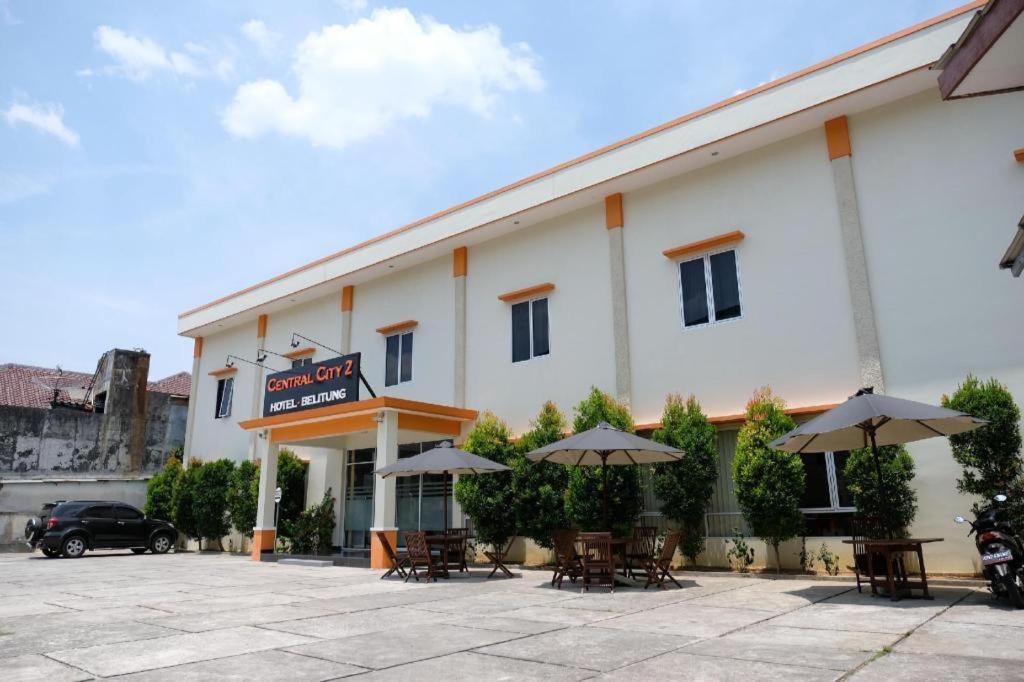Oyo 1616 Hotel Central City 2 Танджунгпандан Екстериор снимка