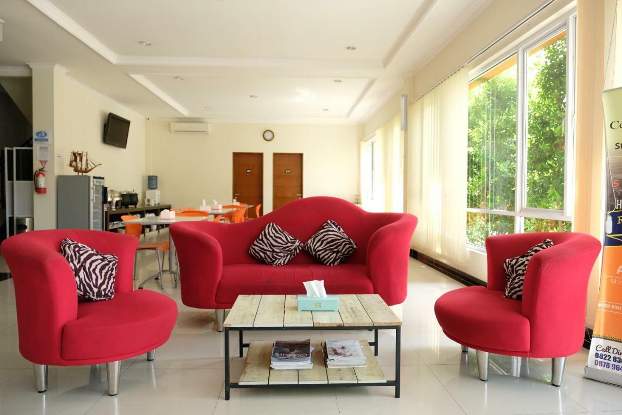 Oyo 1616 Hotel Central City 2 Танджунгпандан Екстериор снимка